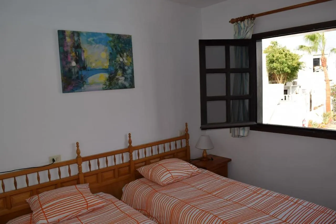 Apartment Apartamento Reni Tias Spain